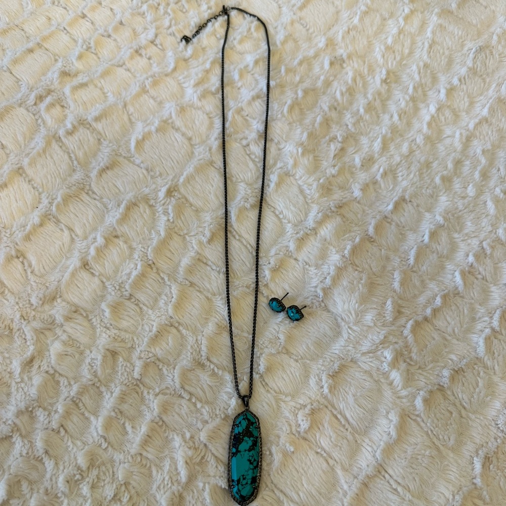 Kendra Scott turquoise/gunmetal necklace & earrings